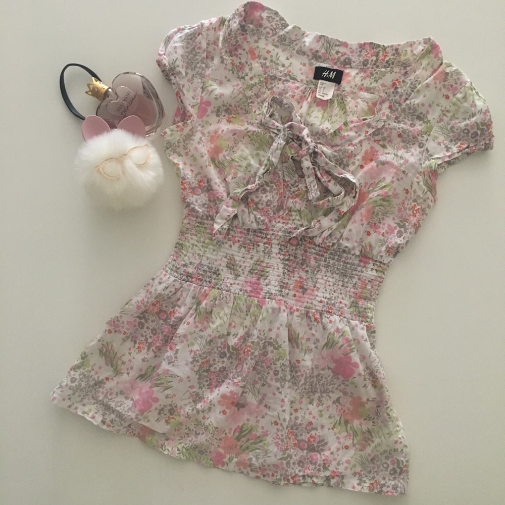 Pink Floral top size XS